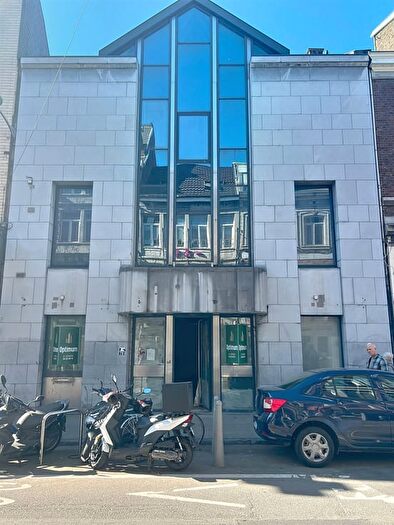 15-kamerhuis te koop in LIÈGE