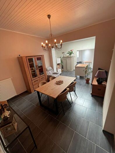 Huis te koop in Manage