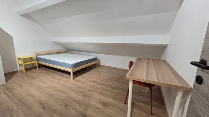 9-kamerhuis te huur in Charleroi