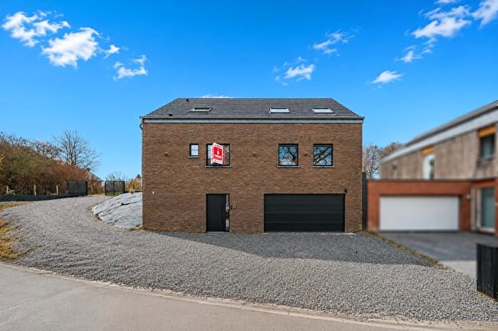 13-kamerhuis te koop in Comblain-au-pont