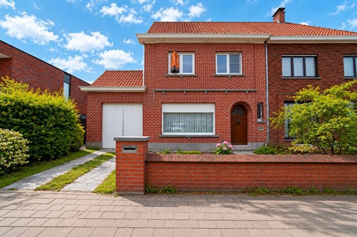 9-kamerhuis te koop in Izegem