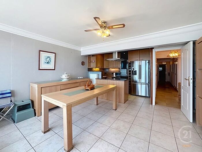 10-kamerappartement te koop in Westende