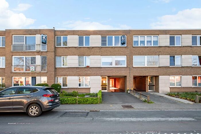 8-kamerappartement te koop in Sint-Kruis