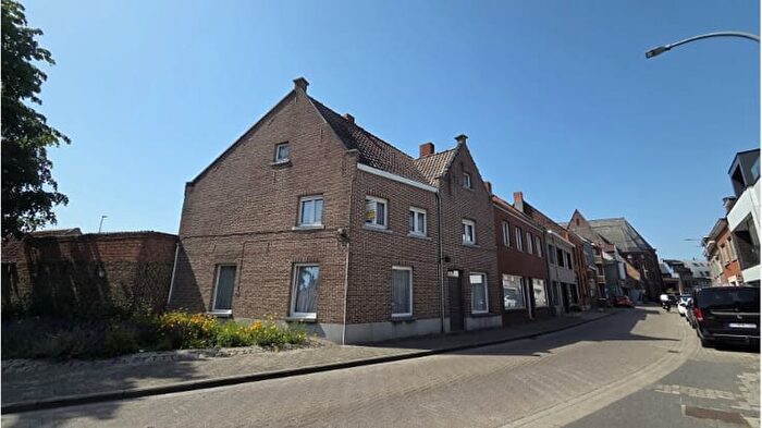 16-kamerhuis te koop in Ruddervoorde