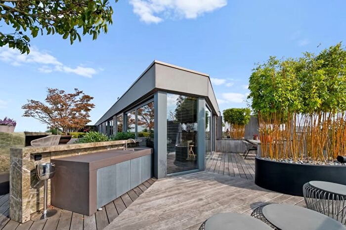 11-kamerappartement te koop in Sint-Niklaas
