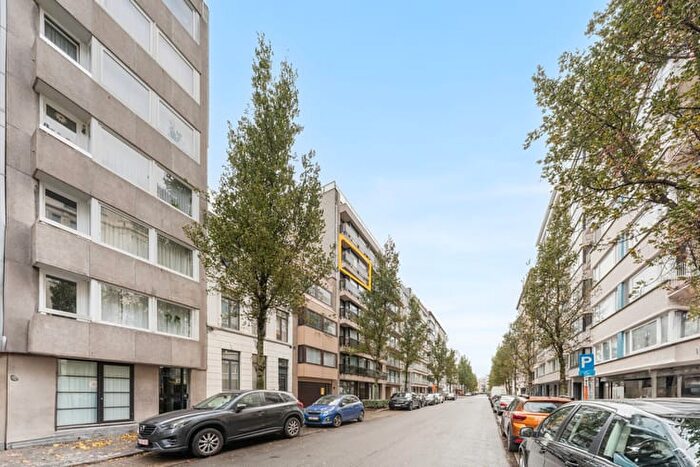 9-kamerappartement te koop in Oostende