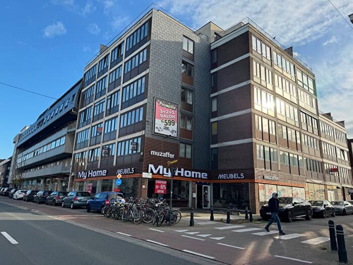 Appartement te koop in Sint-Amandsberg