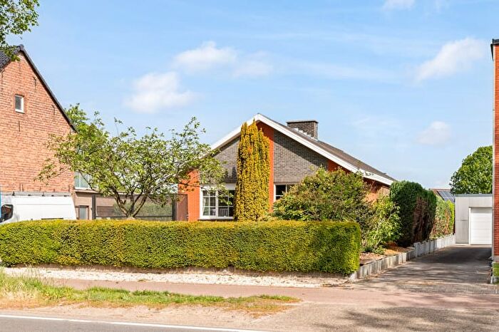 9-kamerhuis te koop in Putte