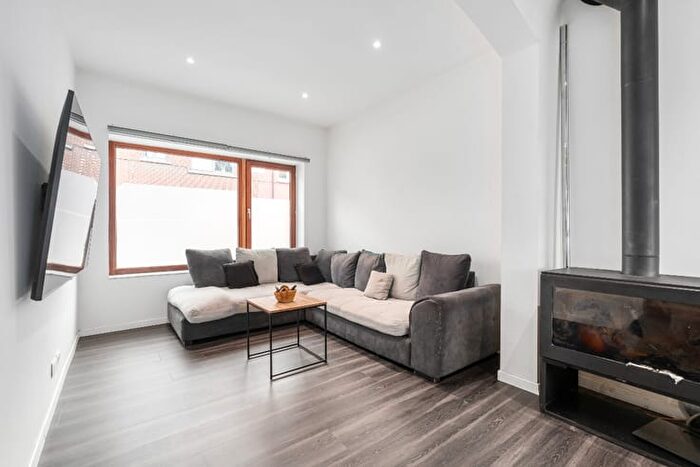Huizen Koop Huur - 2