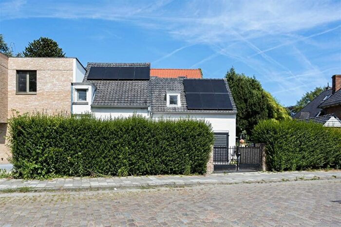 4-kamerhuis te koop in GENTBRUGGE