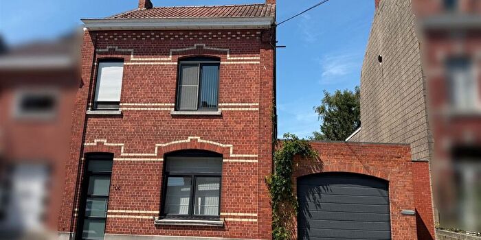 Huis te koop in Basècles