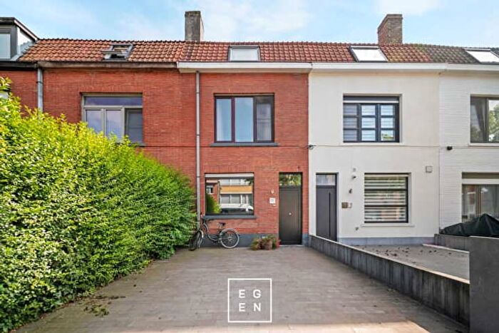4-kamerhuis te koop in Brugge