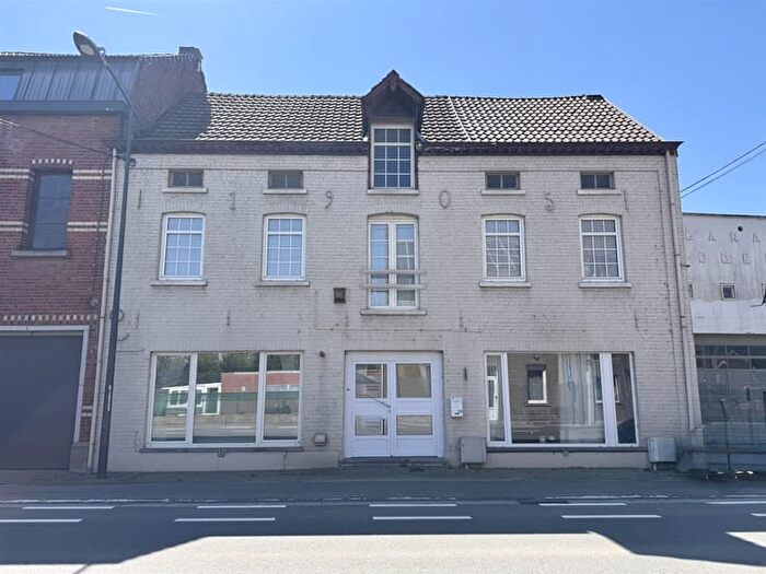 5-kamerhuis te koop in Flobecq