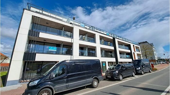 9-kamerappartement te huur in Brugge