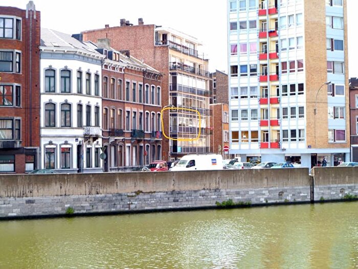 9-kamerappartement te huur in Liège
