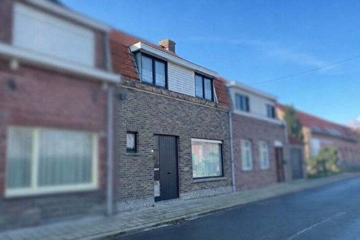 11-kamerhuis te koop in Hollebeke