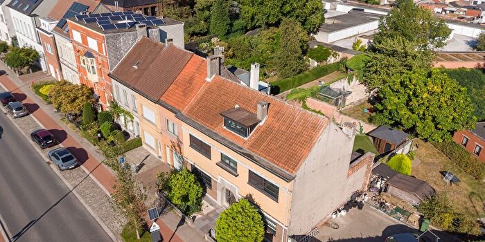 6-kamerhuis te koop in Hemiksem