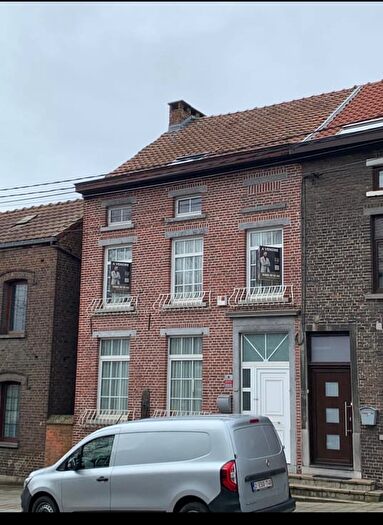 11-kamerhuis te koop in Jumet