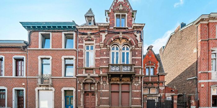 11-kamerhuis te koop in Herstal