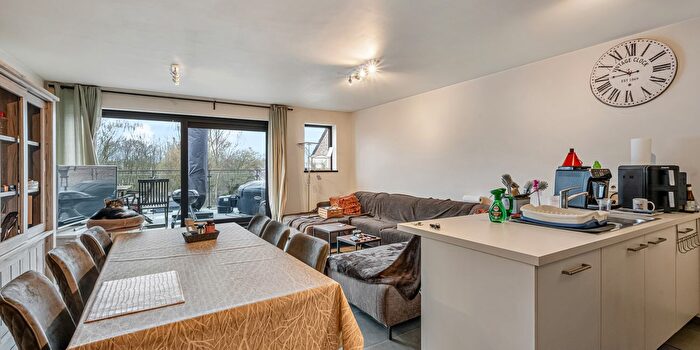 1-kamerappartement te koop in Iddergem