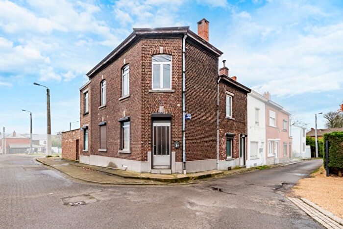 15-kamerhuis te koop in Jumet