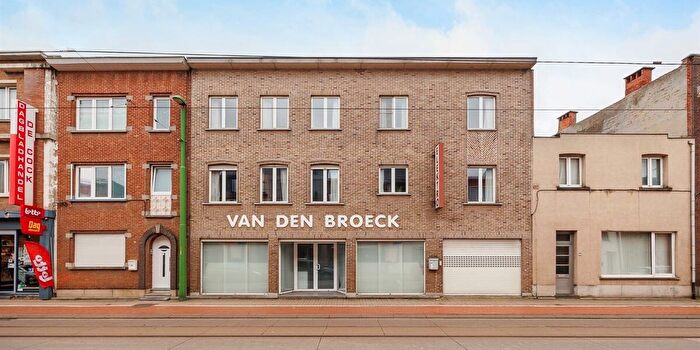 6-kamerhuis te koop in Zwijndrecht