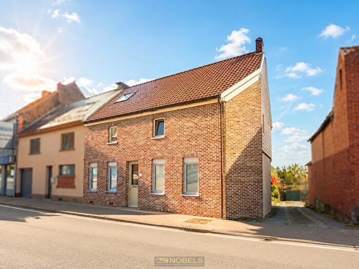 18-kamerhuis te koop in Zottegem