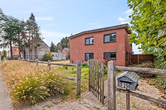 5-kamerhuis te koop in STEKENE