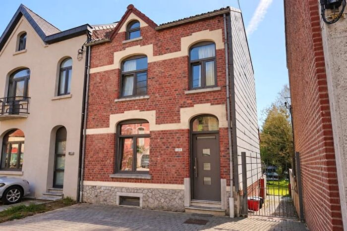 2-kamerhuis te koop in Court-Saint-Etienne