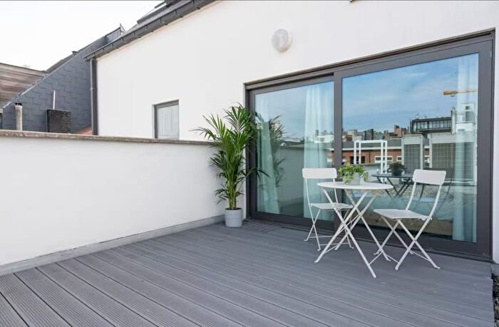 7-kamerappartement te huur in Antwerpen (2000)