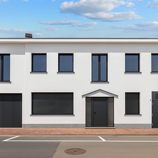 16-kamerhuis te koop in Nederbrakel