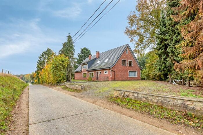 7-kamerhuis te koop in LUBBEEK