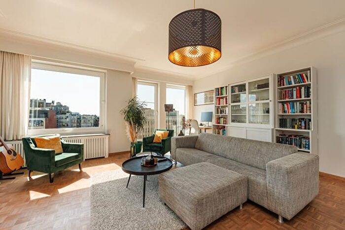 10-kamerappartement te koop in Antwerpen (2000)