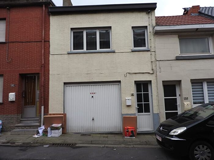 7-kamerhuis te koop in La Louvière