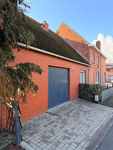 2-kamerhuis te koop in STEKENE