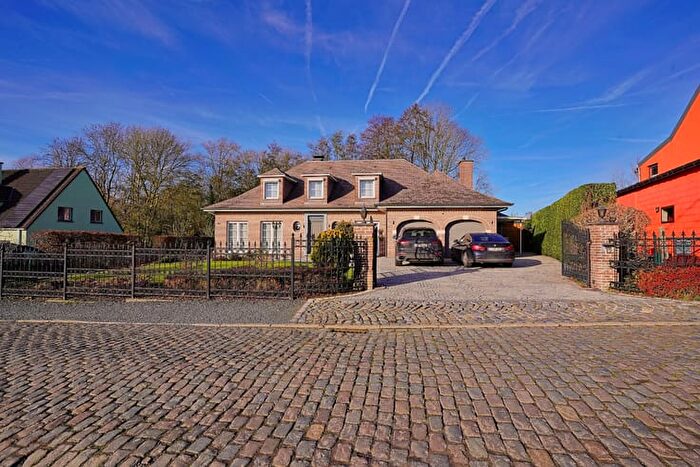 20-kamerhuis te koop in Kobbegem