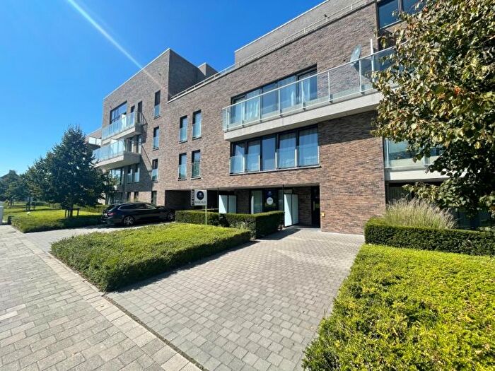 9-kamerappartement te koop in Zwijnaarde