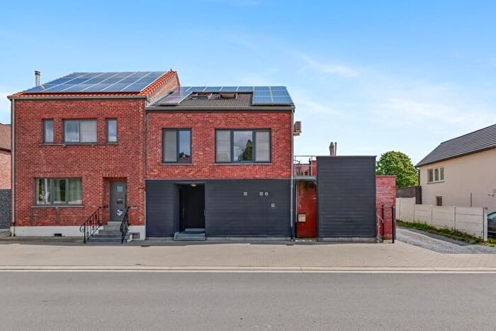 12-kamerappartement te koop in Heers
