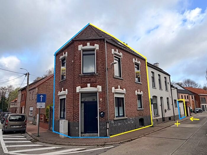 9-kamerhuis te koop in Hoegaarden