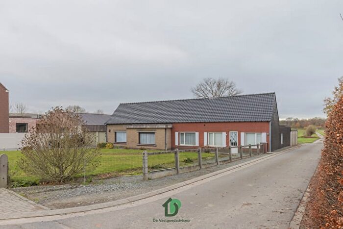2-kamerhuis te koop in Kluisbergen