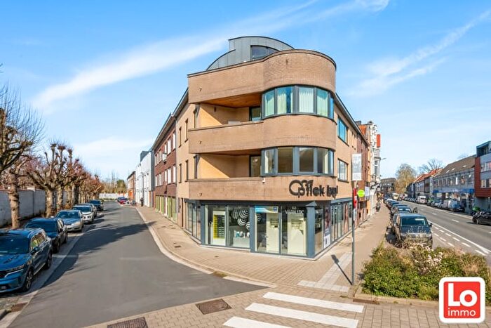 10-kamerappartement te koop in Sint-Amandsberg