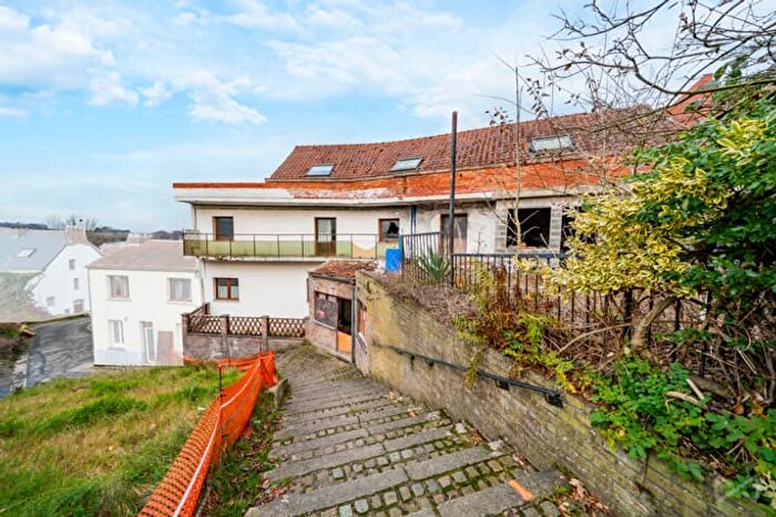 1-kamerhuis te koop in Morlanwelz Carnières