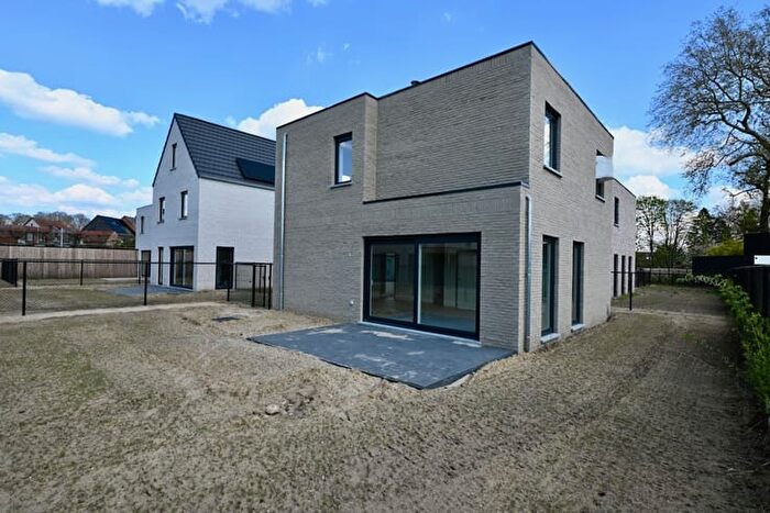 11-kamerhuis te koop in Broechem