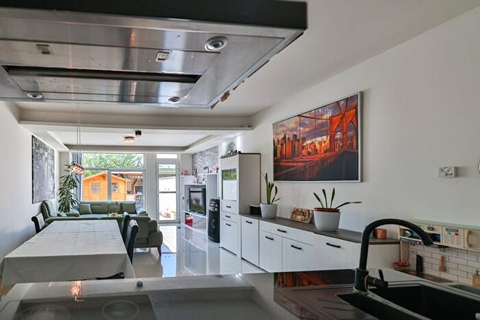 Huizen Koop Huur - 2