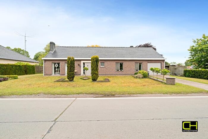 11-kamerhuis te koop in Zomergem