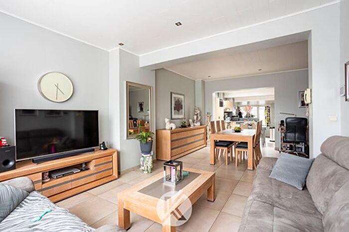 11-kamerhuis te koop in Sint-Pieters-Leeuw