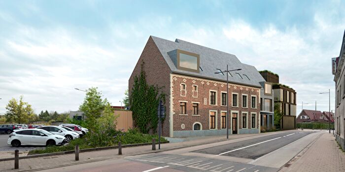 12-kamerhuis te koop in Hoegaarden