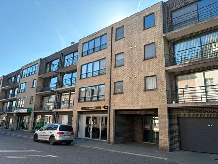 18-kamerappartement te koop in Kontich