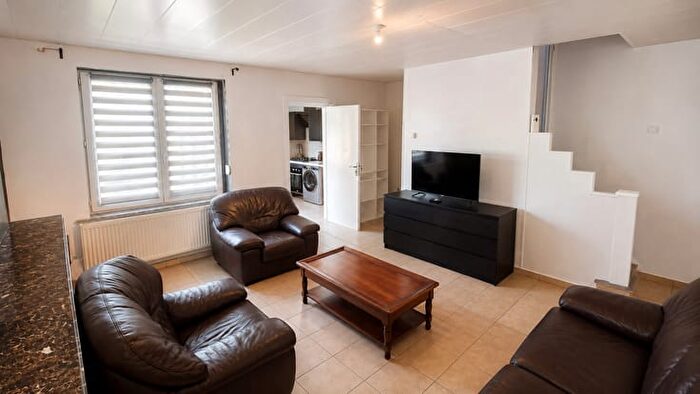 8-kamerhuis te huur in Charleroi