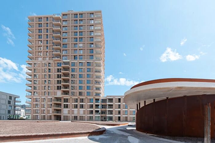 10-kamerappartement te koop in Oostende